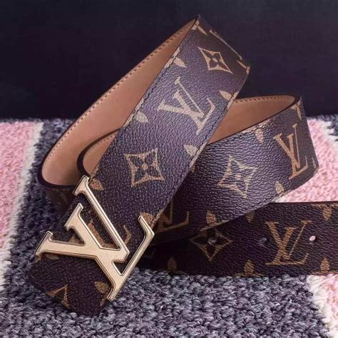 louis vuitton precios cinturones